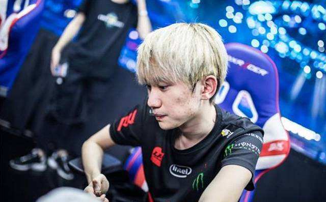 势浩大的 势浩大的