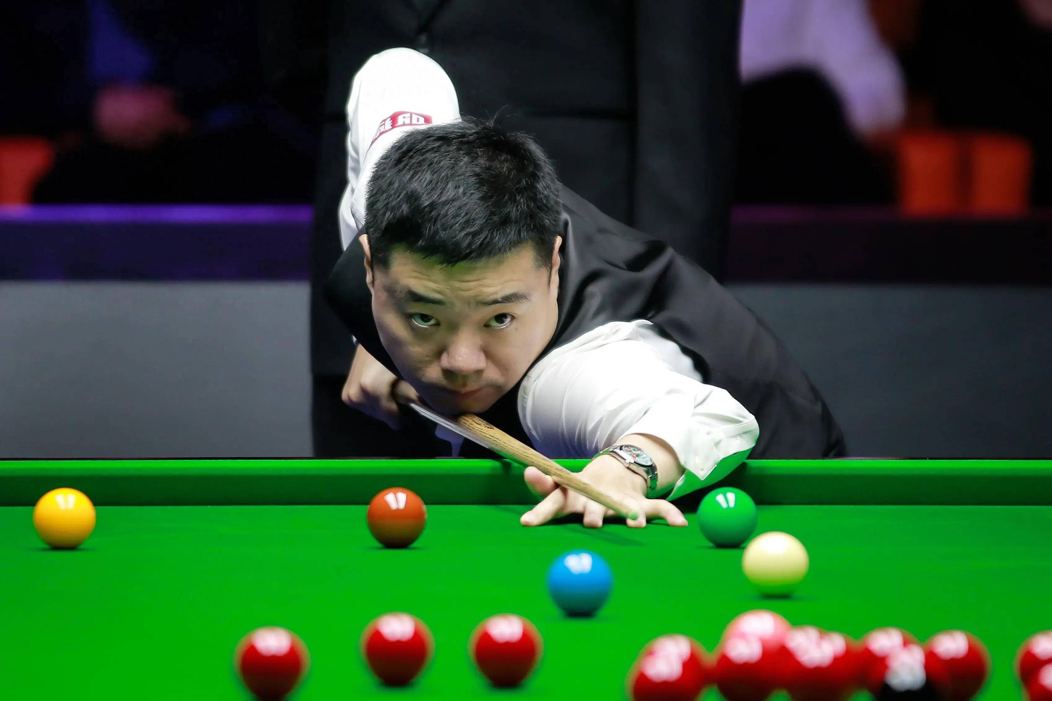 员的助威方 员的助威方